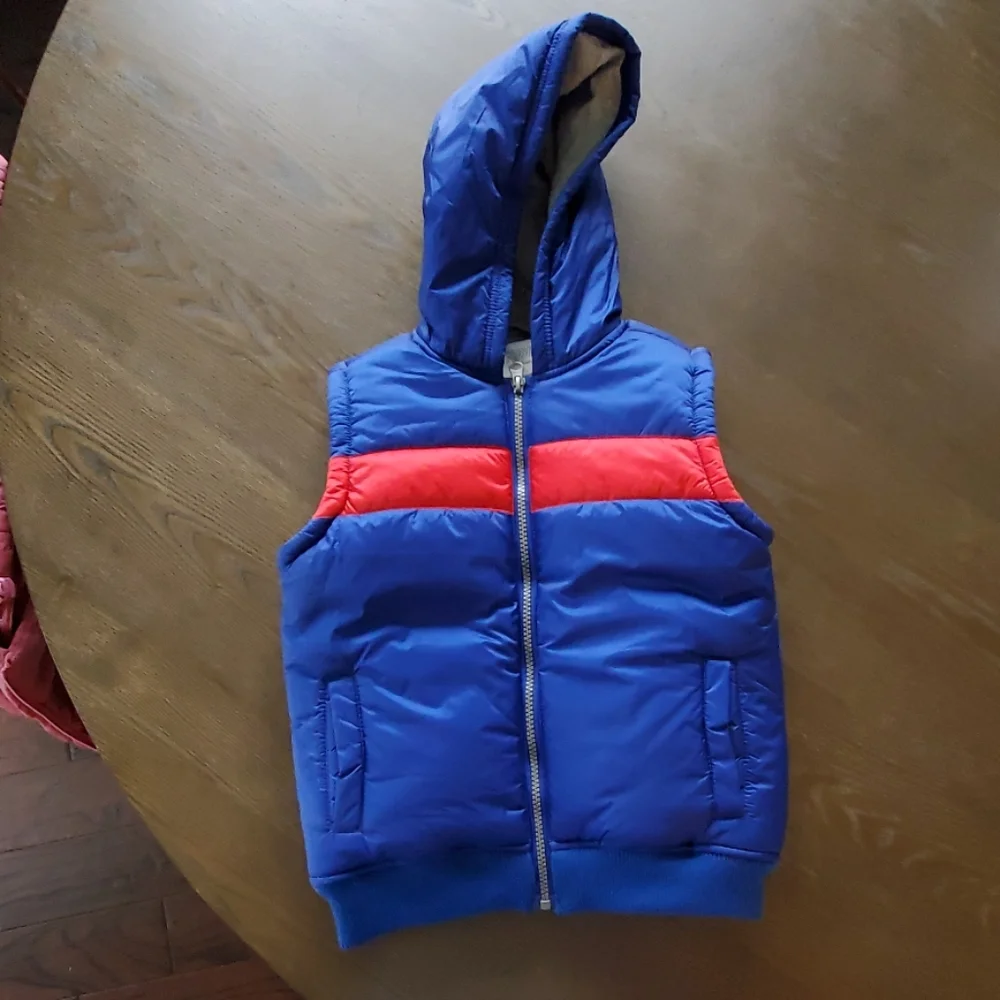 Gymboree S (5-6) Boys Puffer Vest with Hood